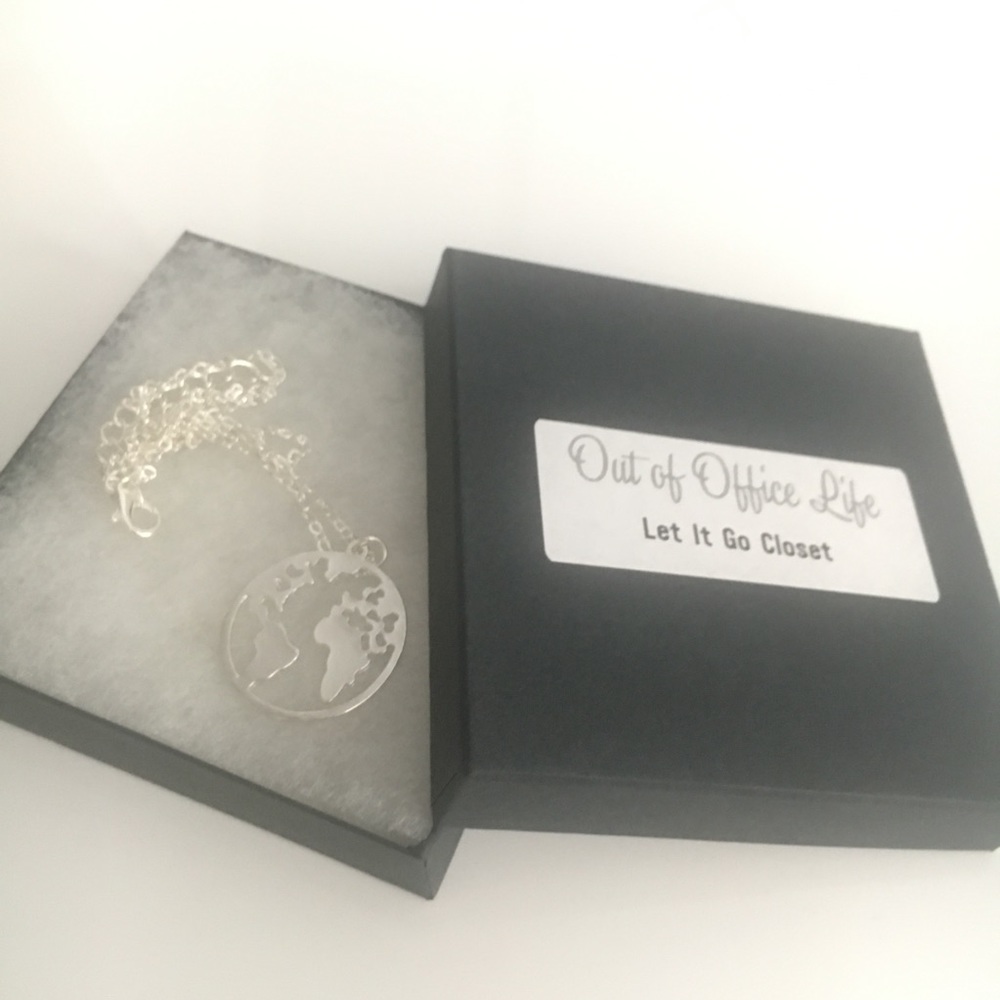 Travelers World Pendant Necklace - Picture 6 of 7